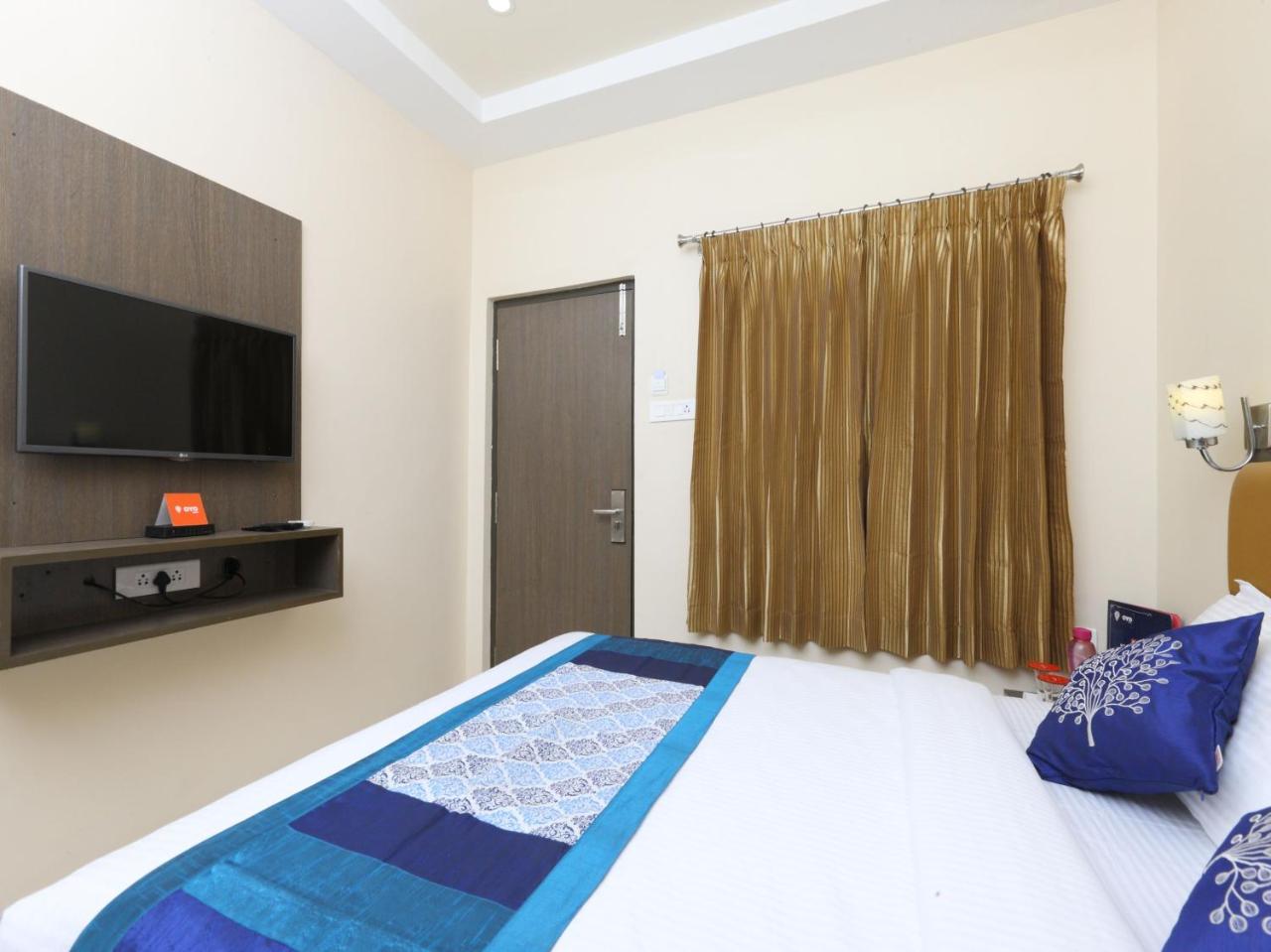 Hotel Oyo 14934 Kalyani Grand Čennai Exteriér fotografie