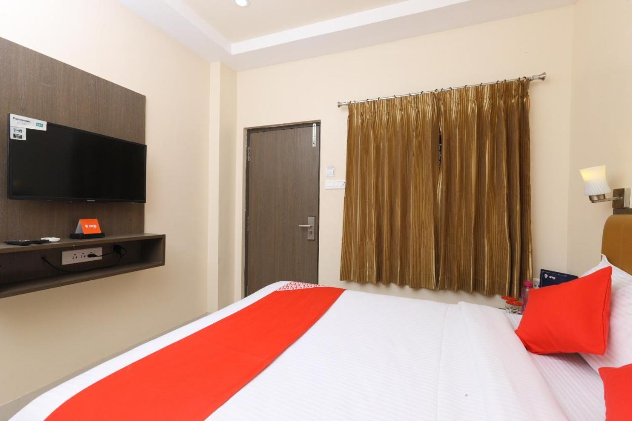 Hotel Oyo 14934 Kalyani Grand Čennai Exteriér fotografie